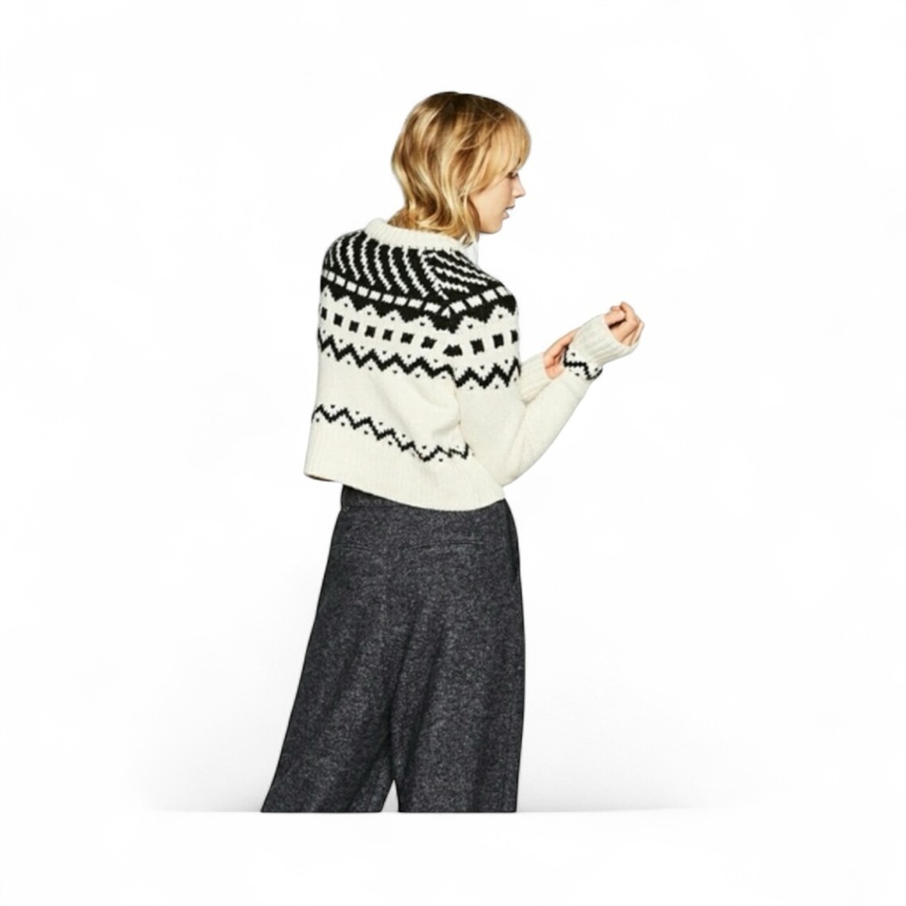Zara Knit Black and Cream Jacquard Chunky Sweater Cropped - Picture 4 of 9